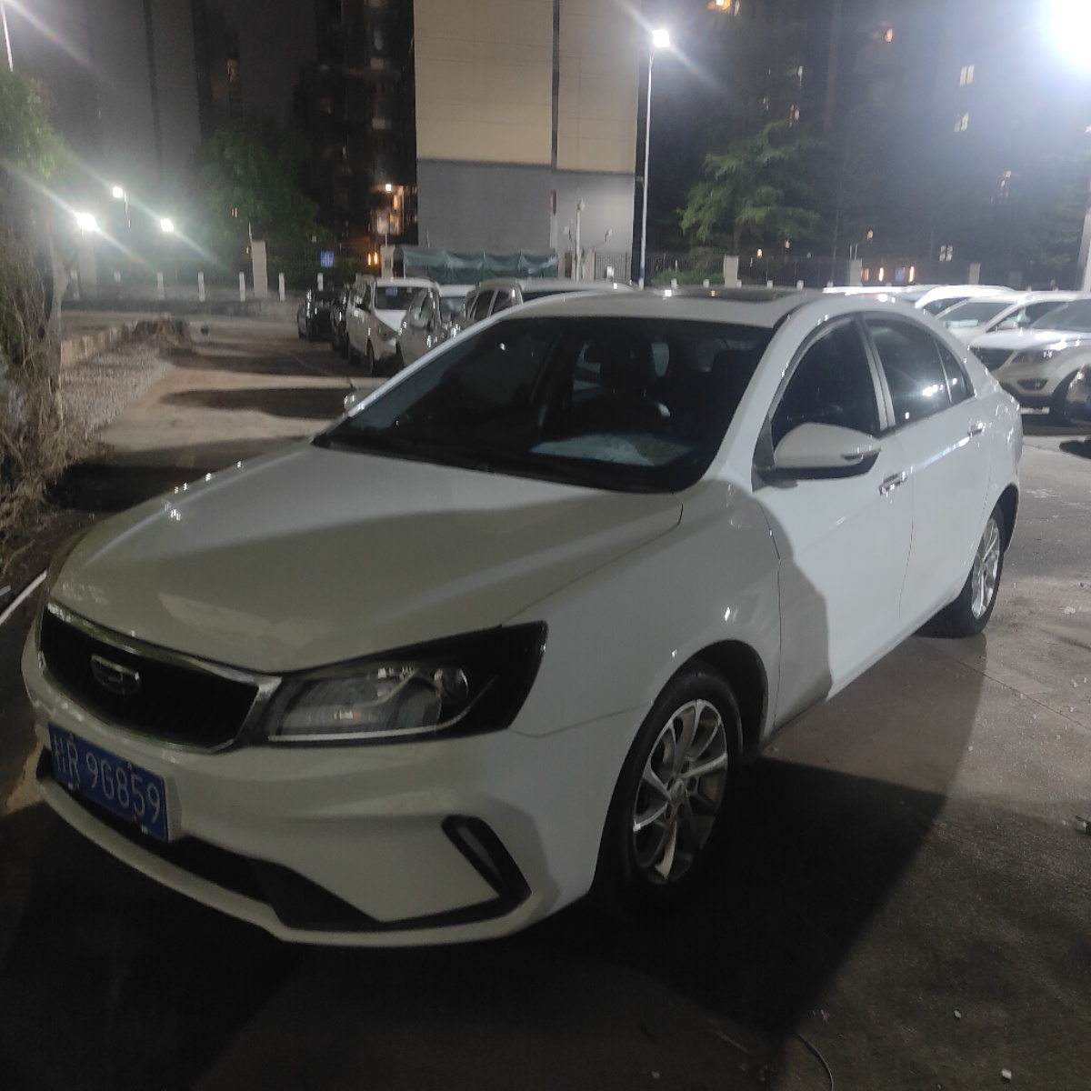 GEELY Emgrand 2021 car image 