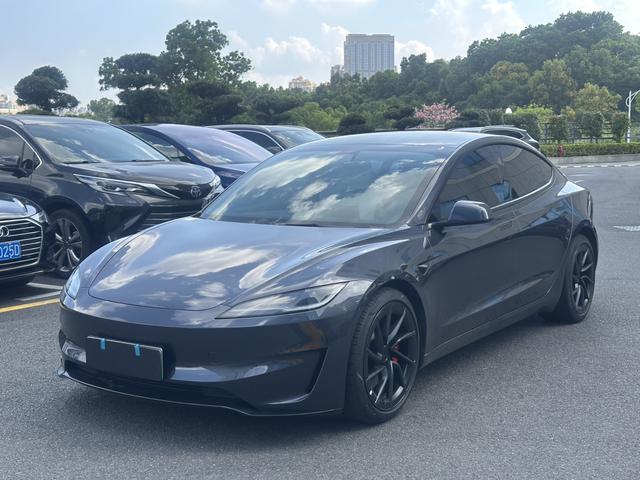 Tesla Model 3 2024 #17 Tesla Model 3 2024 car image #17