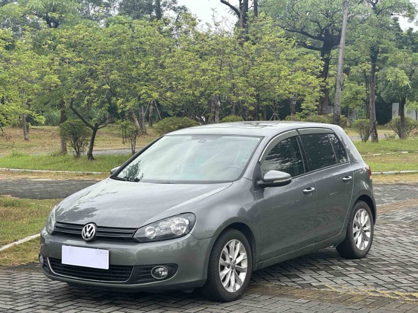Volkswagen Golf 2011 Volkswagen Golf 2011 car image