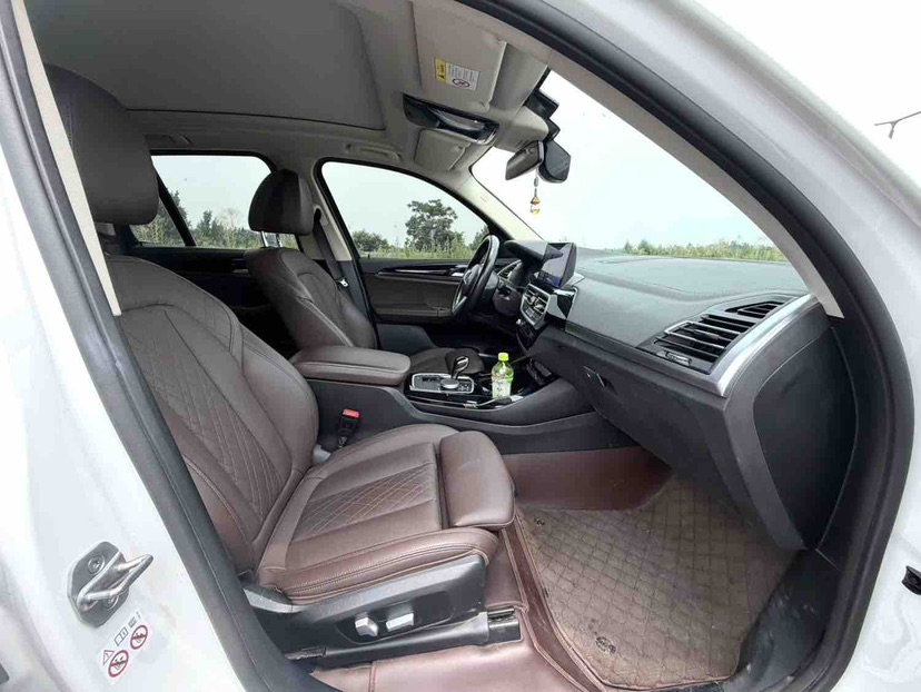 BMW X3 2022 #2 BMW X3 2022 car image #2