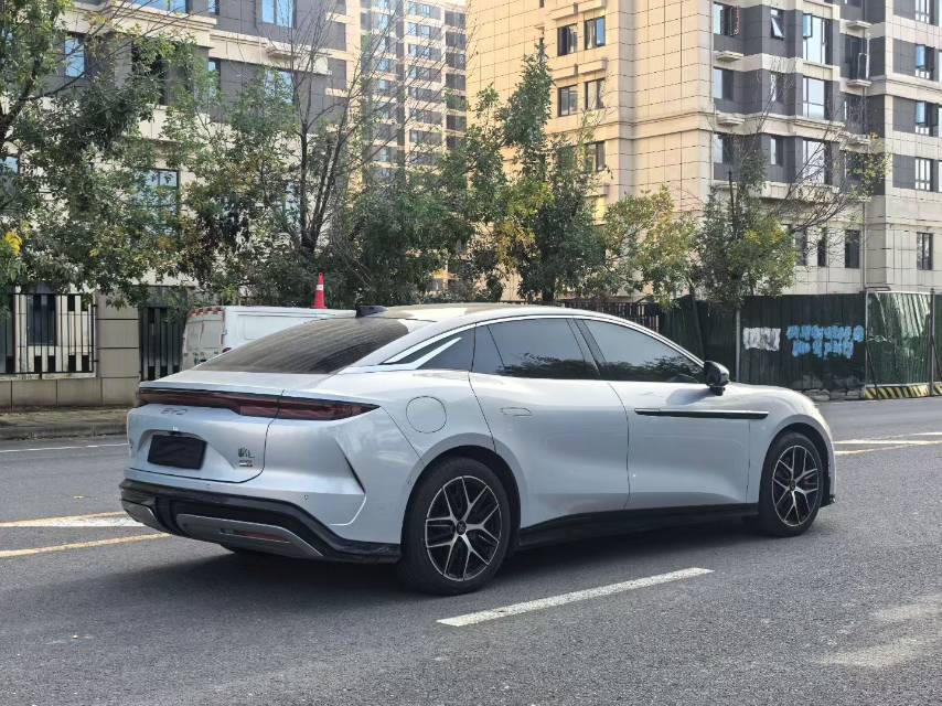 BYD HanL 2025 #4 BYD HanL 2025 изображение автомобиля #4