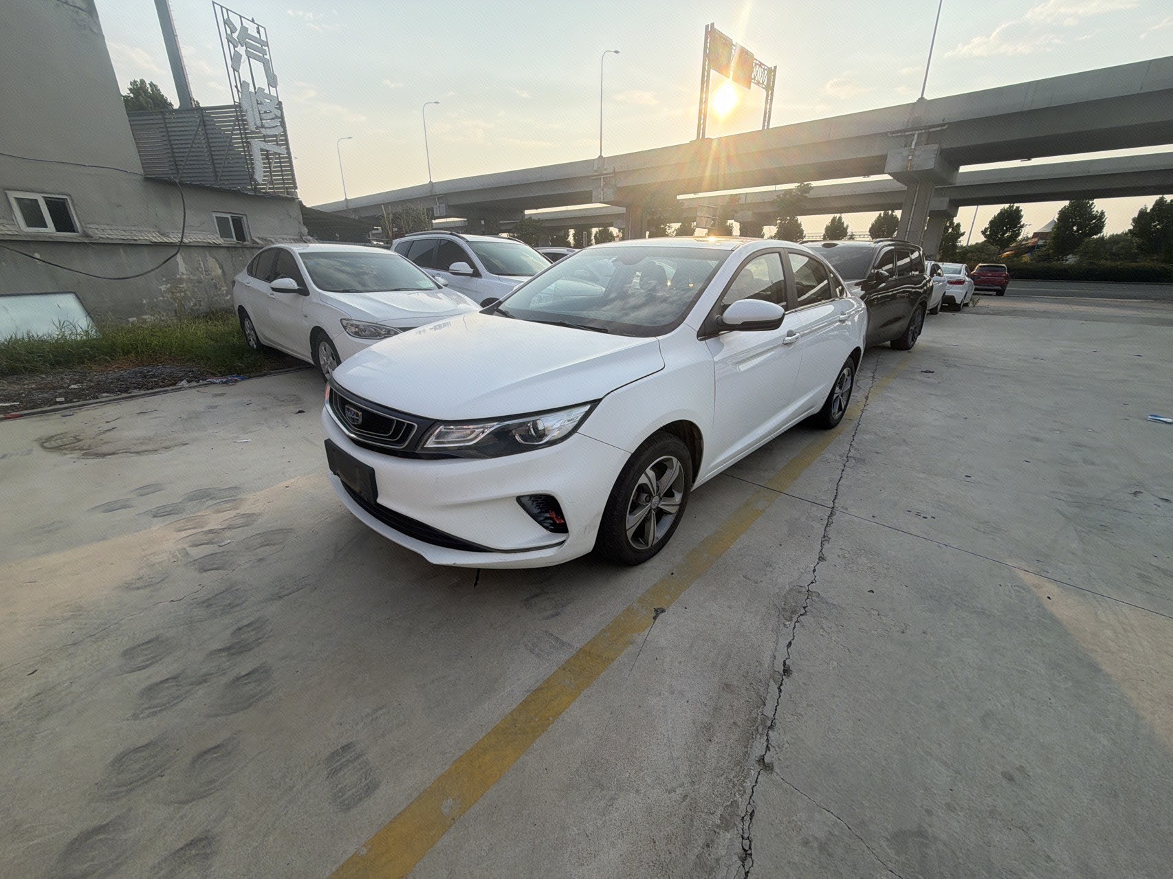GEELY Emgrand GL 2018 GEELY Emgrand GL 2018 car image