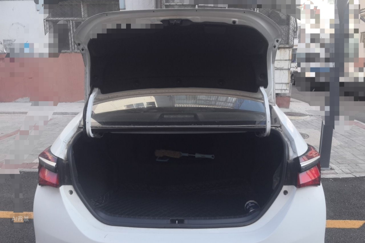Toyota Corolla 2018 #21 Toyota Corolla 2018 car image #21