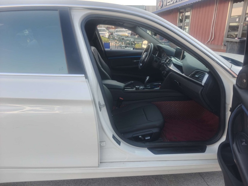 BMW 3 Series 2016 #8 BMW 3 Series 2016 car image #8