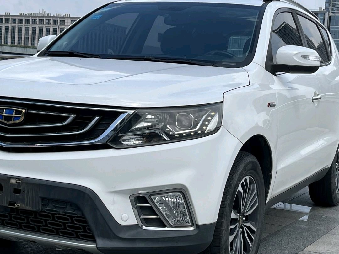 GEELY Vision X6 2017 immagine di auto #9