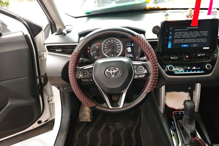 Toyota Corolla Cross 2022 image de voiture #15