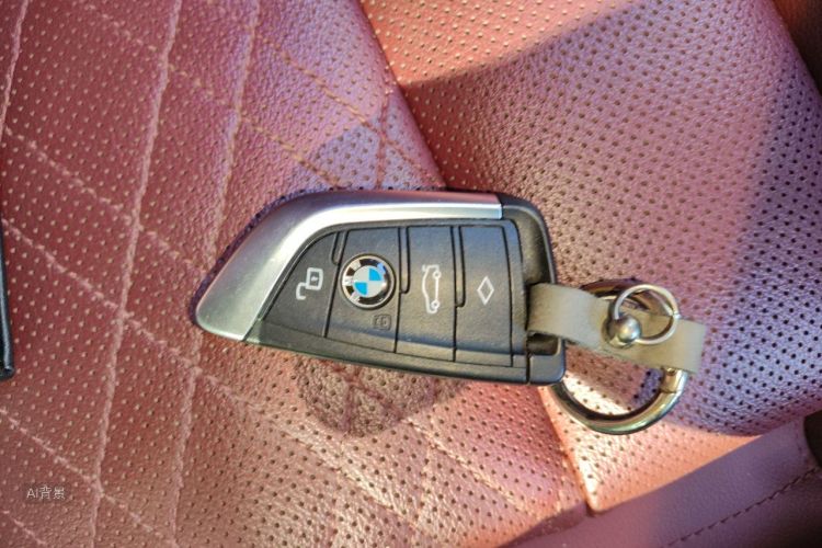 BMW 3 Series 2024 #10 BMW 3 Series 2024 car image #10
