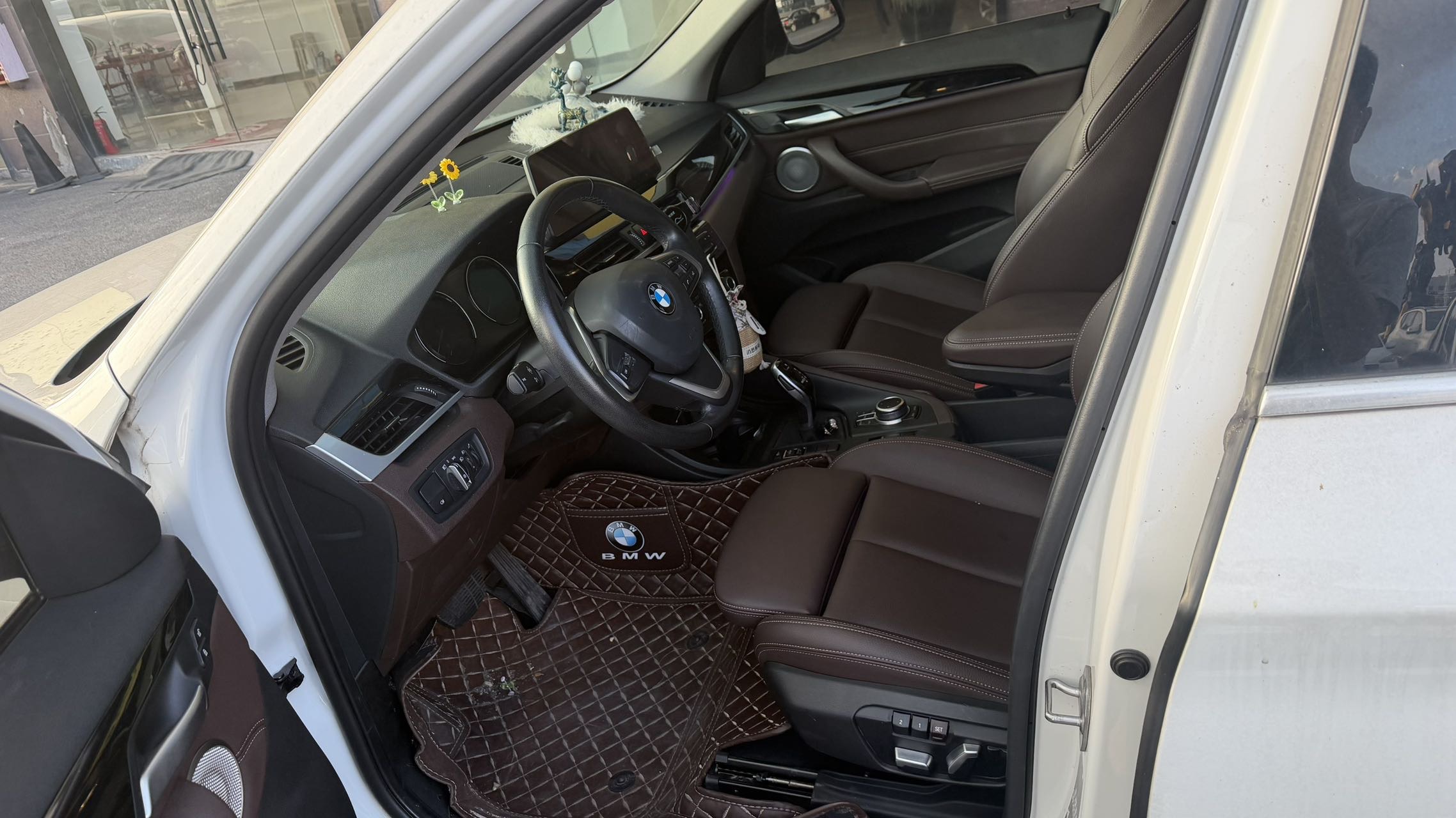BMW X1 2022 car image #2