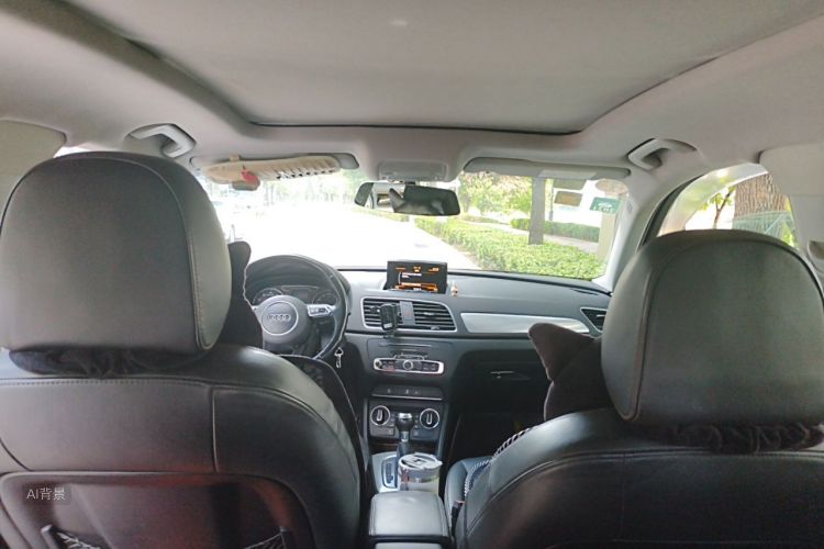 Audi Q3 2017 car image #20