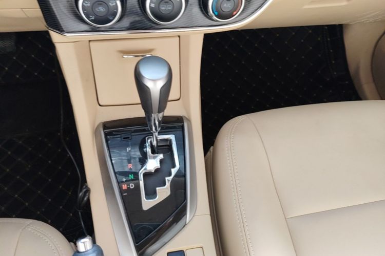 Toyota Corolla 2016 car image #14