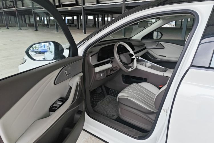 Exceed Yaoguang C-DM 2025 #16 Exceed Yaoguang C-DM 2025 car image #16