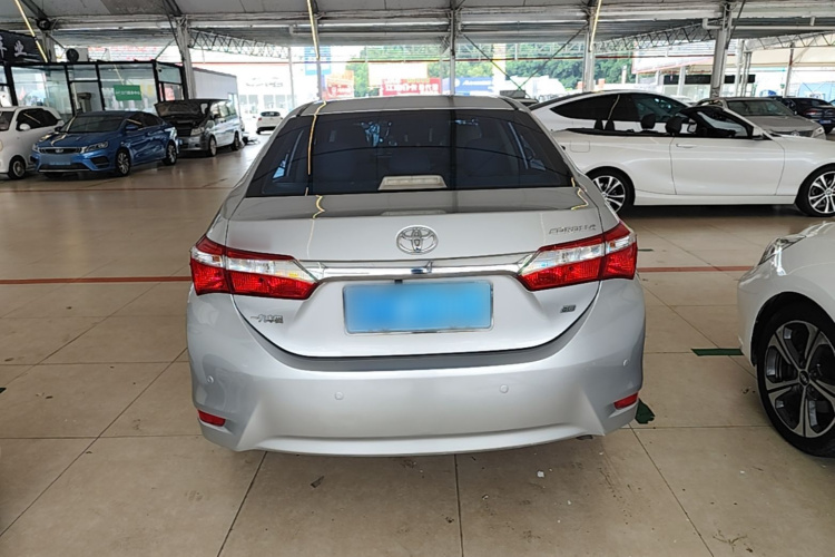 Toyota Corolla 2015 car image #6