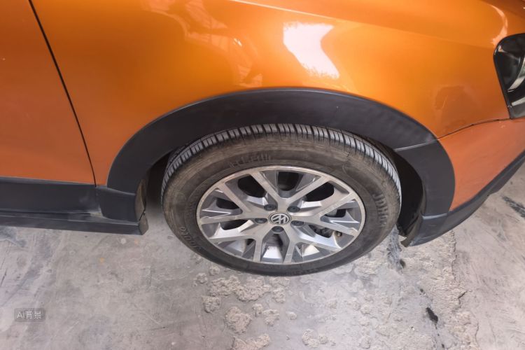 Volkswagen Polo 2014 car image #9