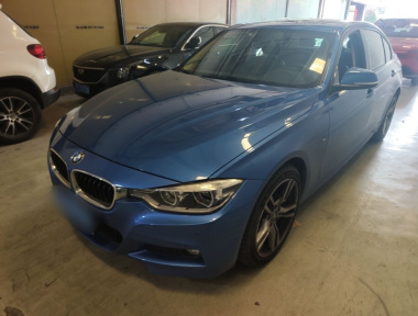 BMW 3 Series 2018 car image 