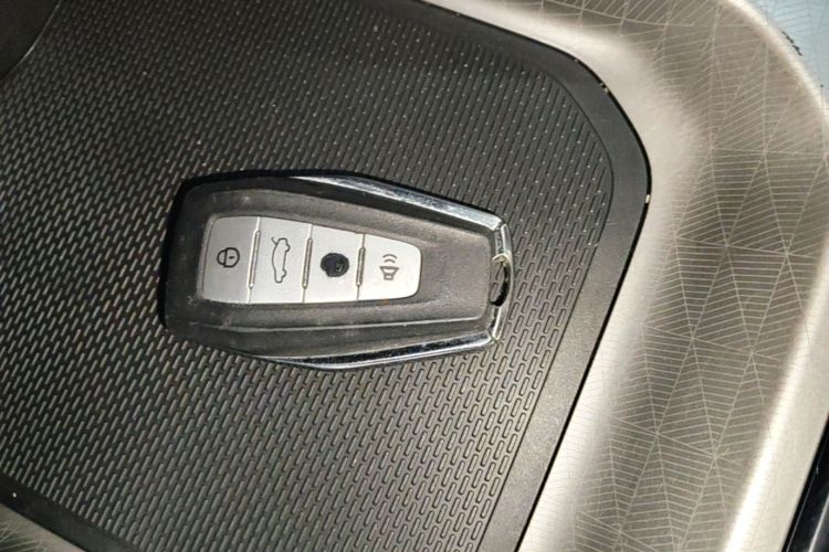 GEELY Emgrand 2024 #9 GEELY Emgrand 2024 car image #9