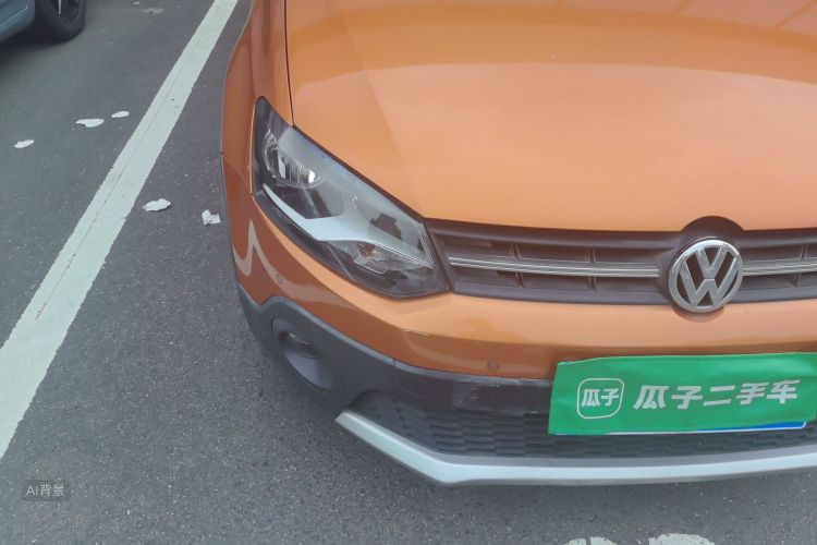 Volkswagen Polo 2015 car image #8