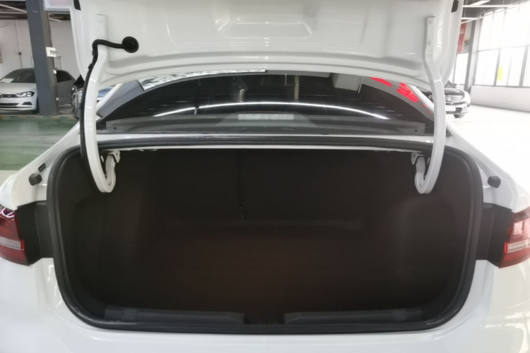 Volkswagen Lavida 2022 car image #19