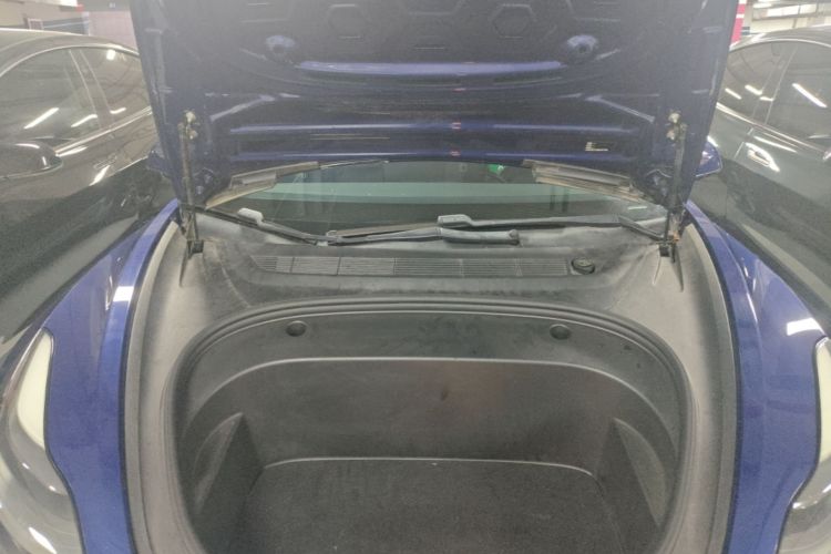 Tesla Model 3 2021 صورة سيارة #22