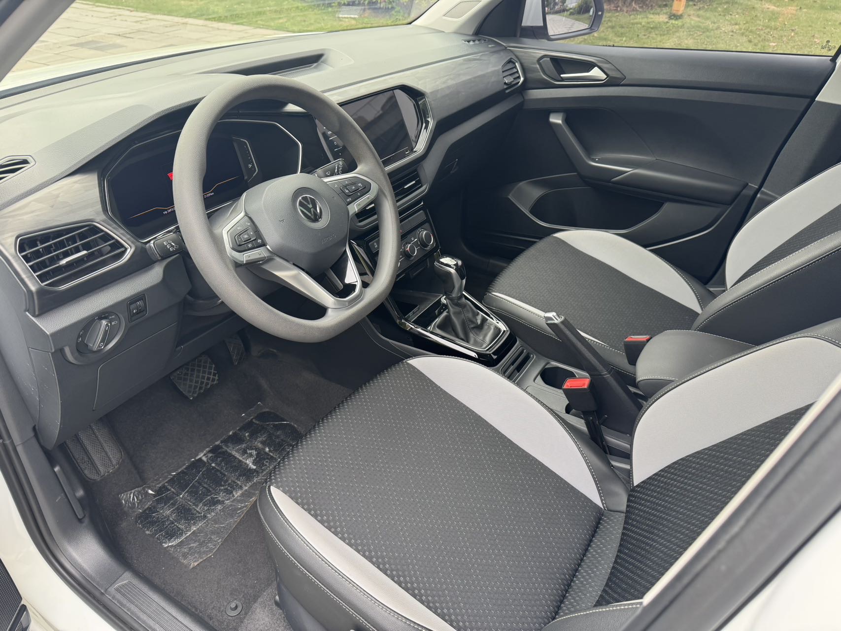 Volkswagen Tacqua 2020 car image #8