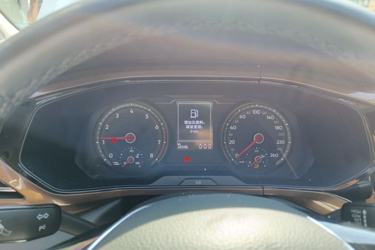 Volkswagen Tharu 2019 car image #12