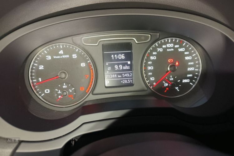 Audi Q3 2014 #13 Audi Q3 2014 car image #13