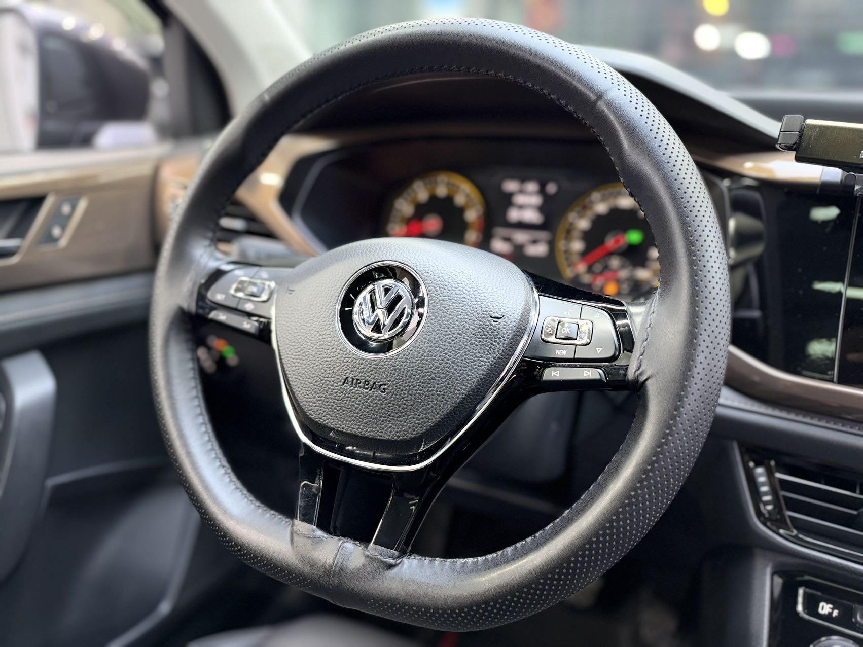 Volkswagen Tharu 2019 #5 Volkswagen Tharu 2019 car image #5