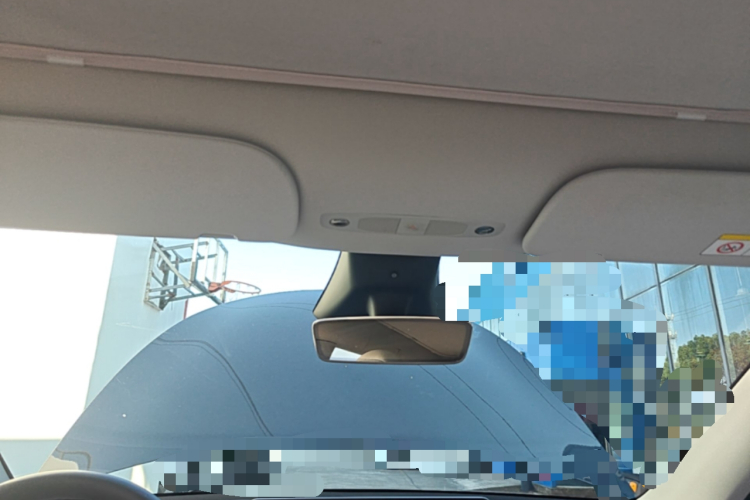 Tesla Model Y 2024 #20 Tesla Model Y 2024 car image #20