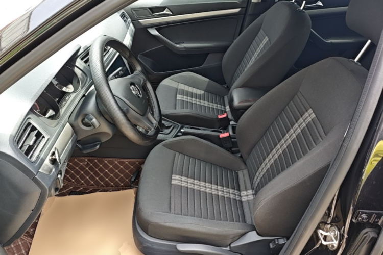 Volkswagen Lavida 2020 car image #15
