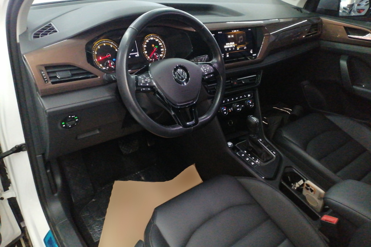 Volkswagen Tharu 2020 #10 Volkswagen Tharu 2020 car image #10