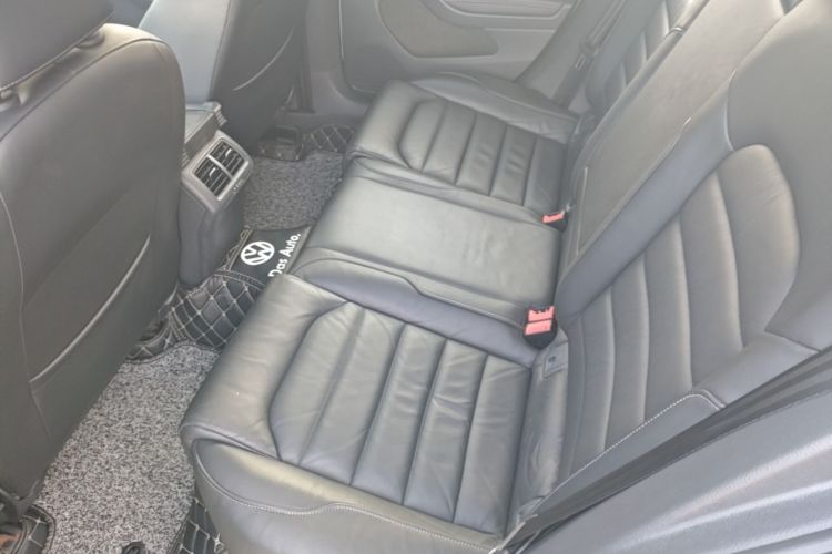 Volkswagen Golf 2016 car image #17