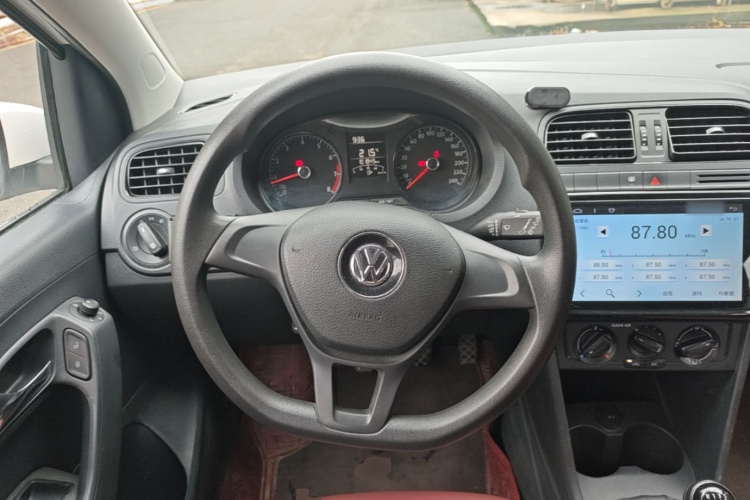 Volkswagen Polo 2017 #15 Volkswagen Polo 2017 car image #15