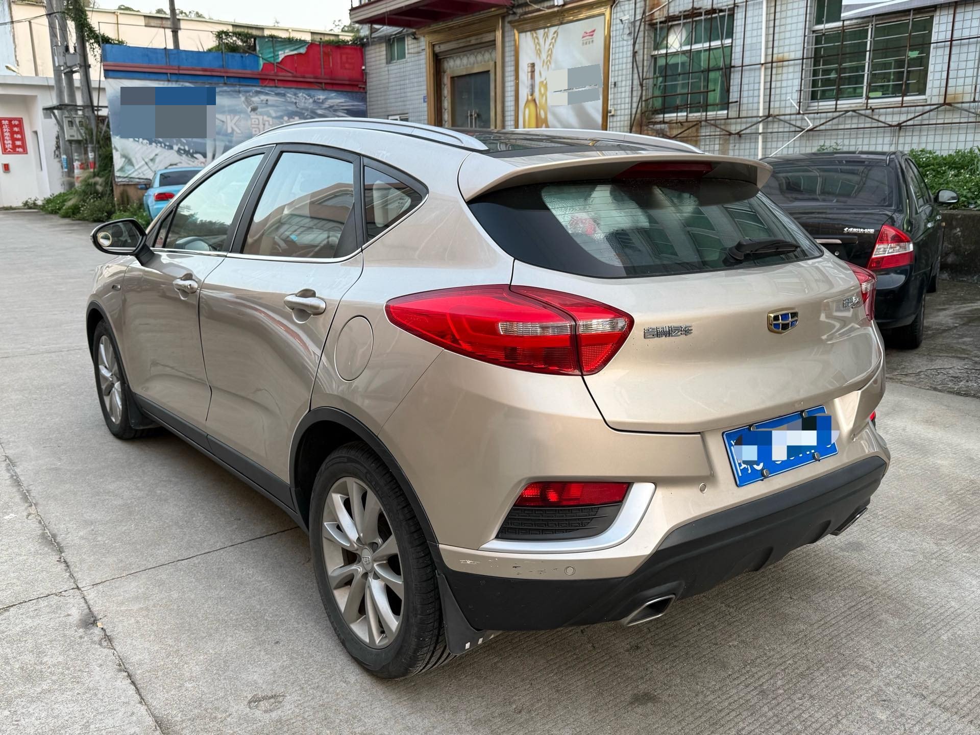 GEELY Emgrand GS 2018 car image #10