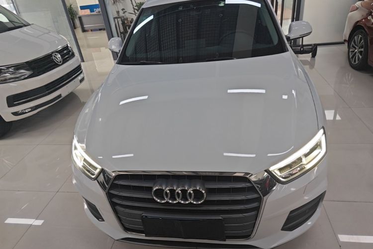 Audi Q3 2018 #3 Audi Q3 2018 car image #3