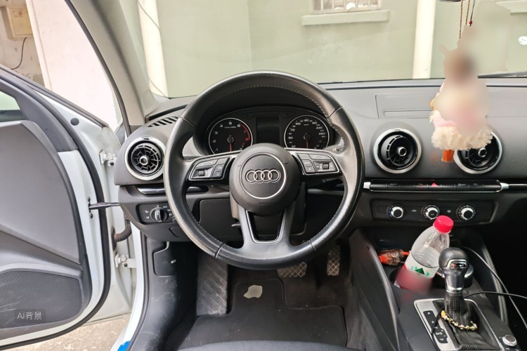 Audi A3 2019 car image #12