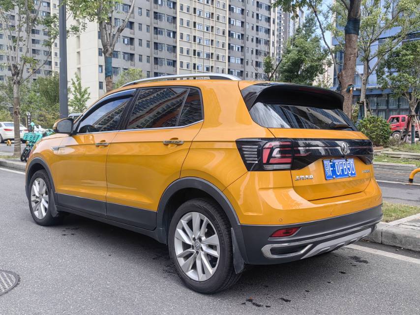 Volkswagen T-Cross 2021 #4 Volkswagen T-Cross 2021 car image #4