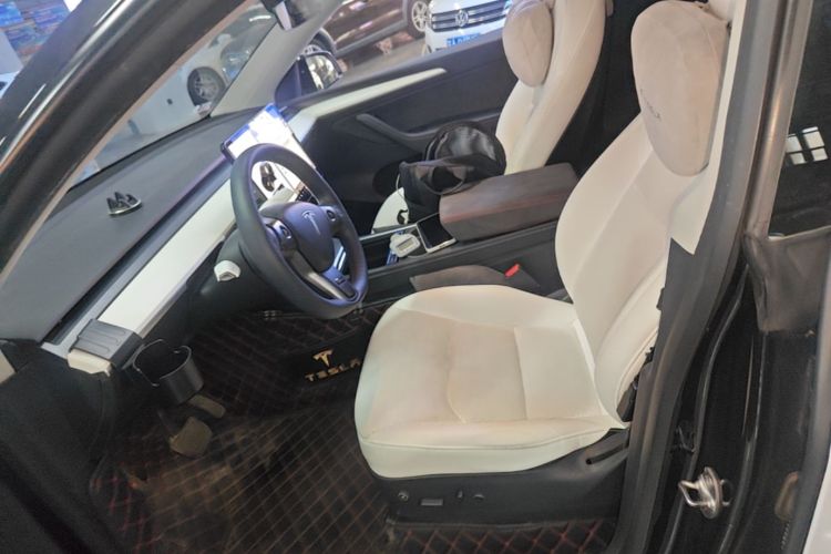 Tesla Model Y 2021 #15 Tesla Model Y 2021 car image #15