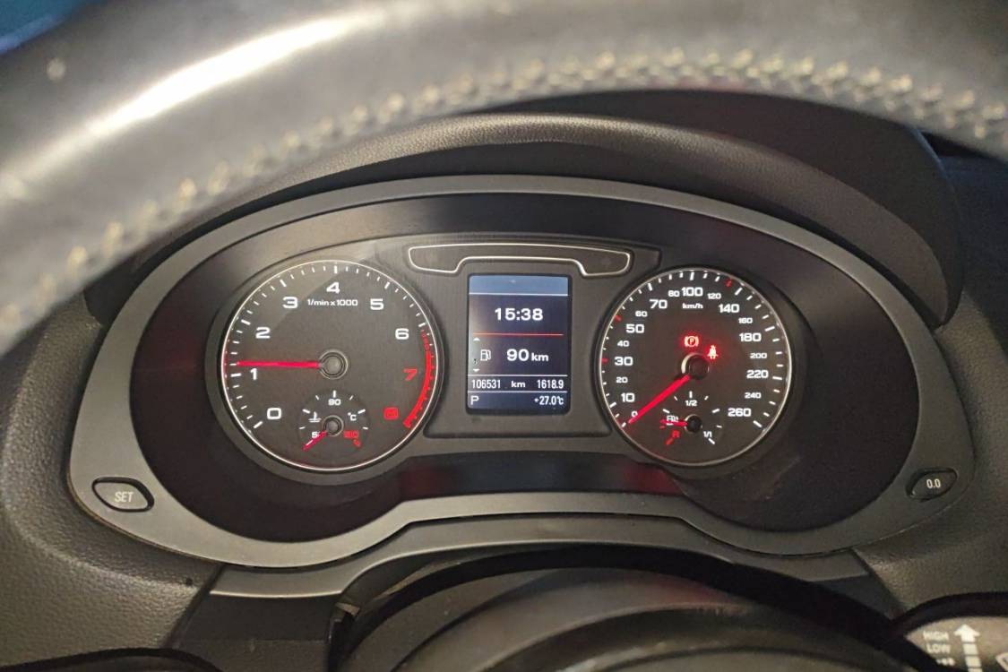 Audi Q3 2013 #26 Audi Q3 2013 car image #26