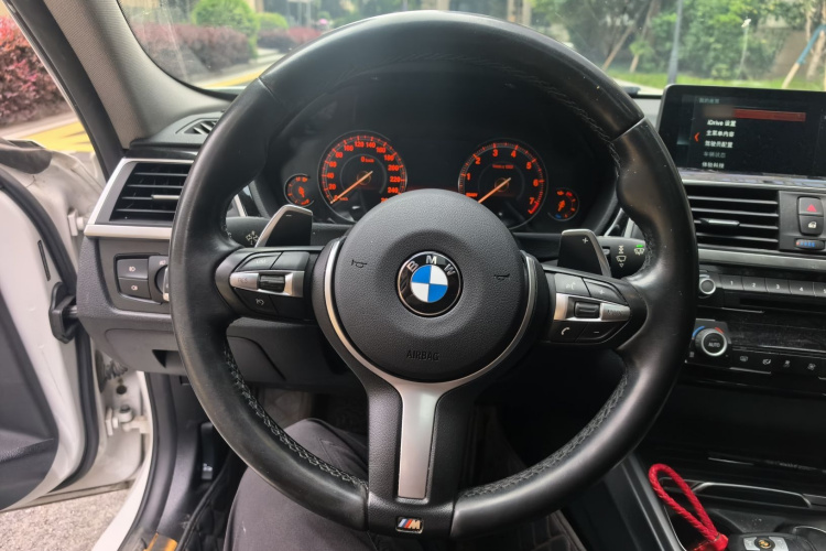 BMW 3 Series 2017 #15 BMW 3 Series 2017 car image #15