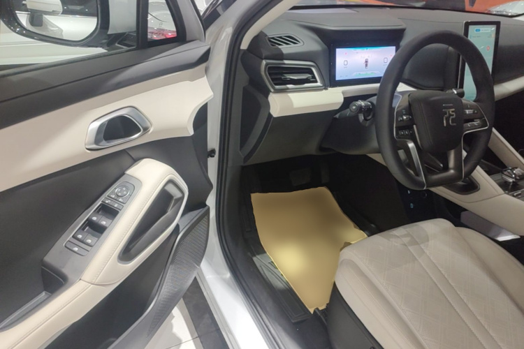 BYD YuanUP 2025 #16 BYD YuanUP 2025 imagem de carro #16