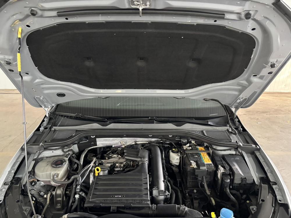 Volkswagen Golf 2022 #7 Volkswagen Golf 2022 car image #7