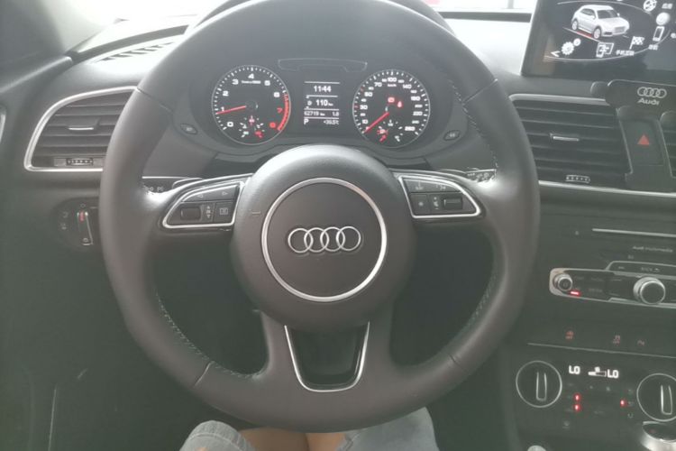Audi Q3 2019 #11 Audi Q3 2019 car image #11
