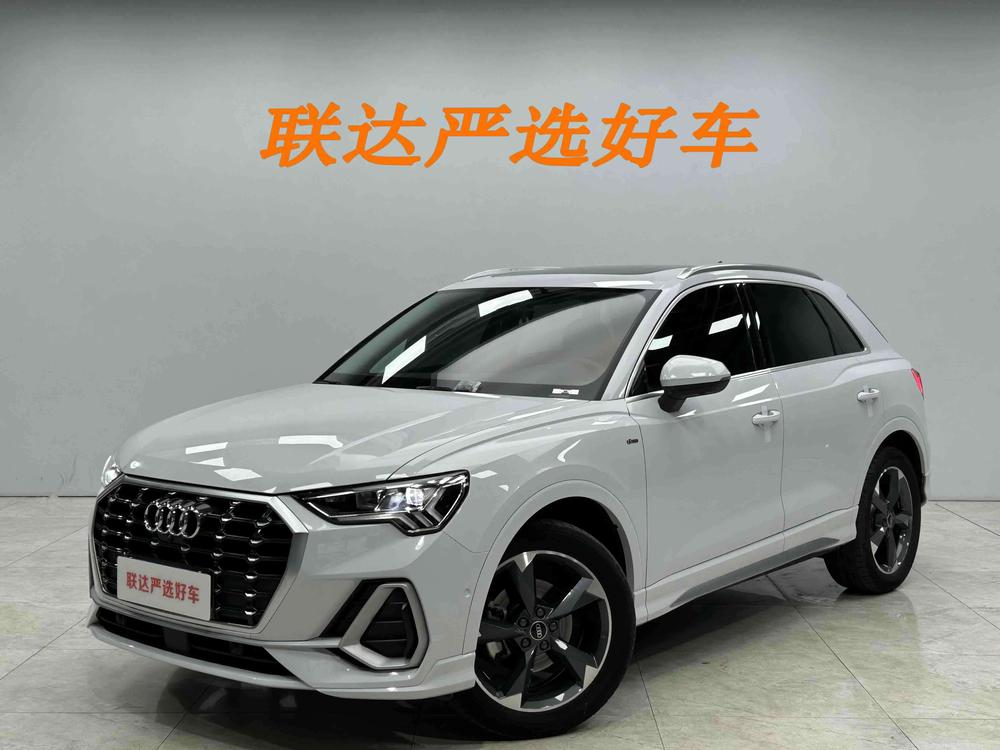 Audi Q3 2022 car image 