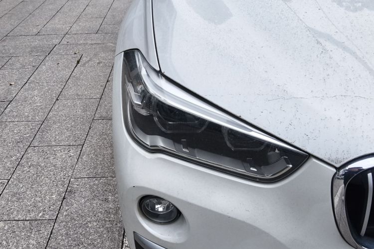 BMW X1 2018 изображение автомобиля #8