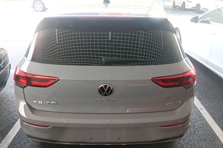 Volkswagen Golf 2025 #6 Volkswagen Golf 2025 car image #6