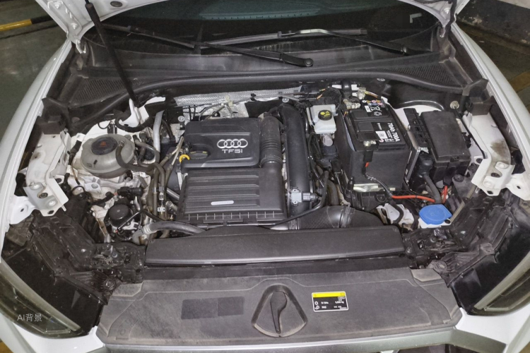 Audi Q3 2023 car image #22