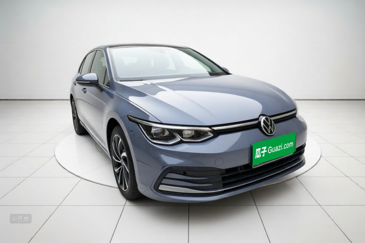 Volkswagen Golf 2022 car image #4
