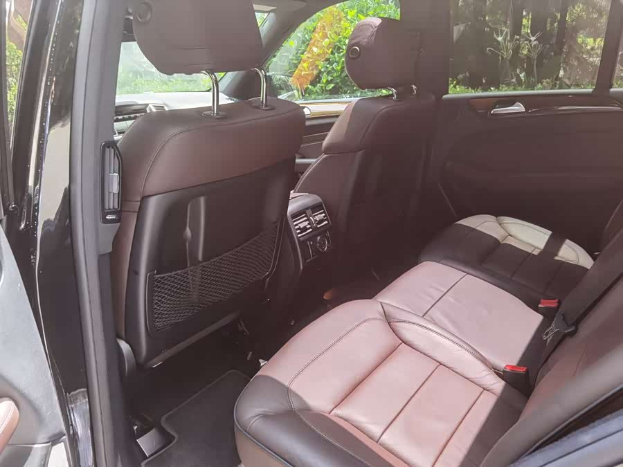 Mercedes-Benz M Class 2013 car image #7