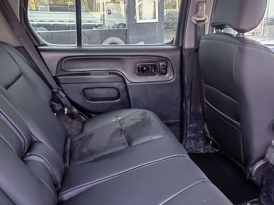 日产 日产帕拉丁 2013 汽车图片 #7