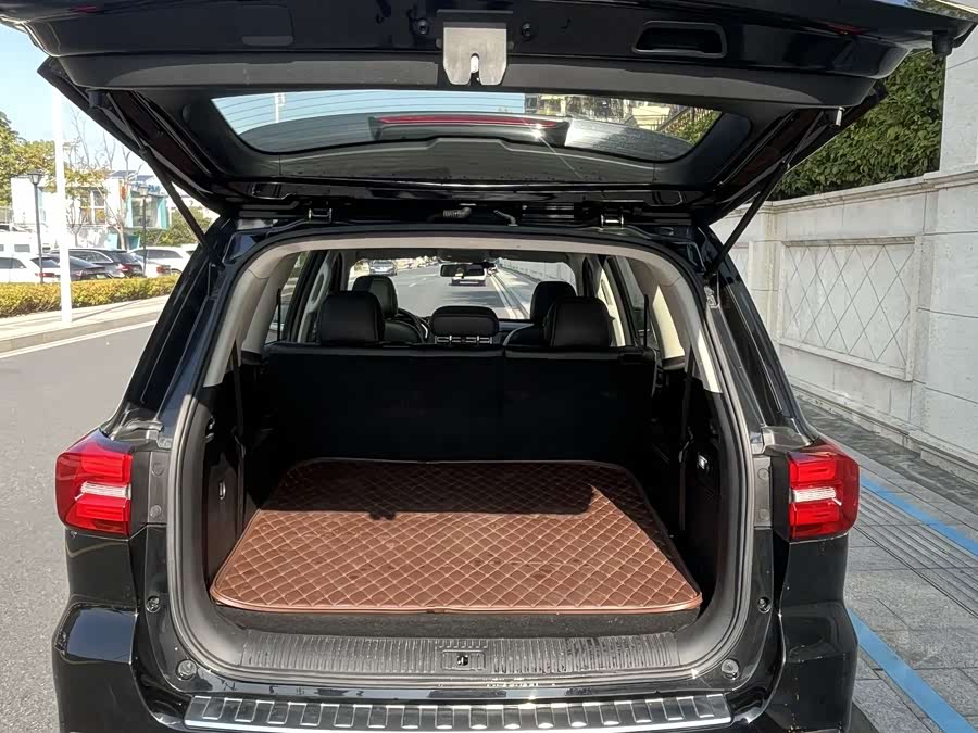 Roewe RX8 2019 image de voiture #7