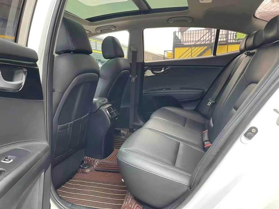 起亚 起亚K4 2016 汽车图片 #7